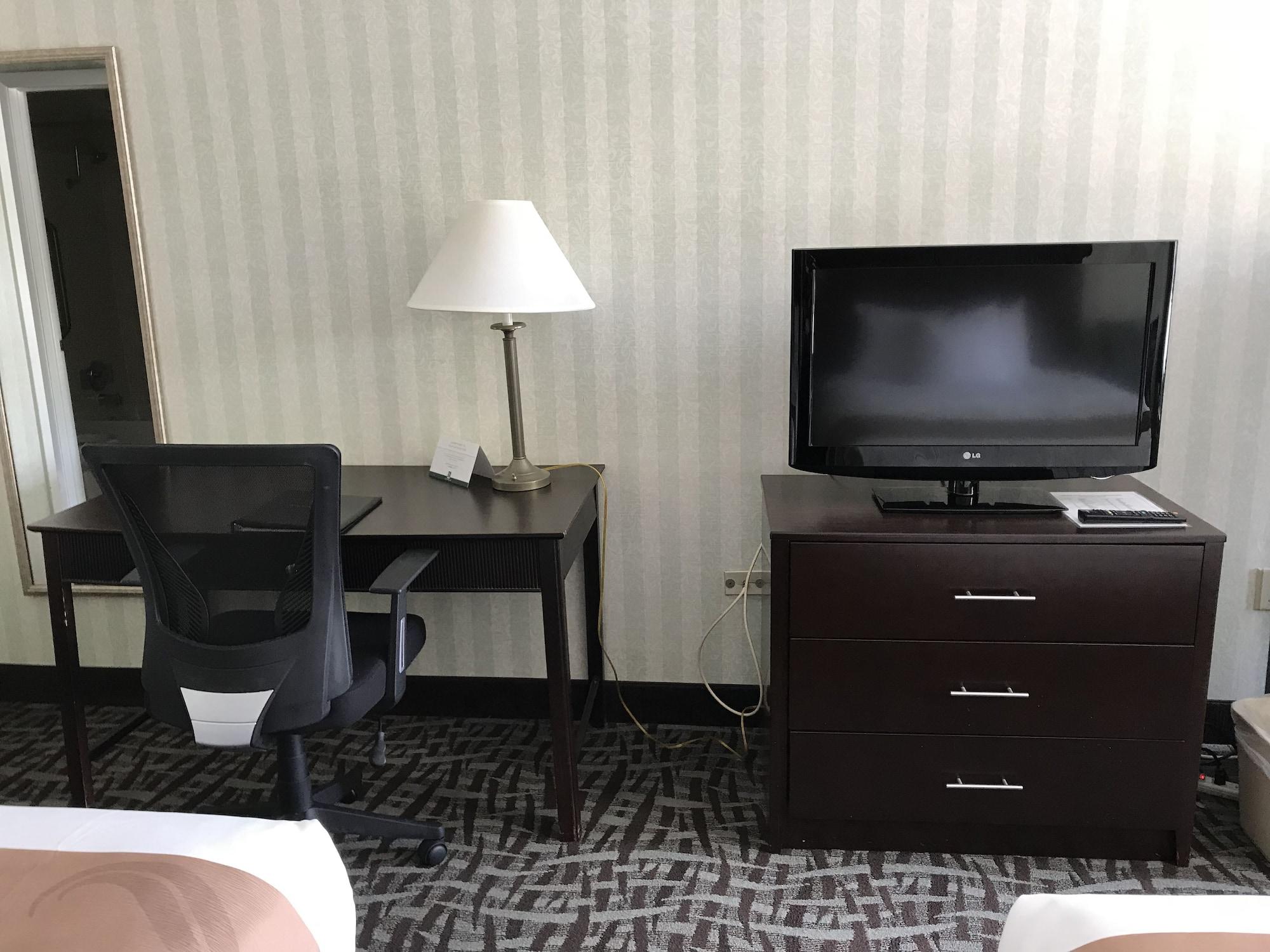 Quality Inn Fredericksburg Near Historic Downtown Dış mekan fotoğraf