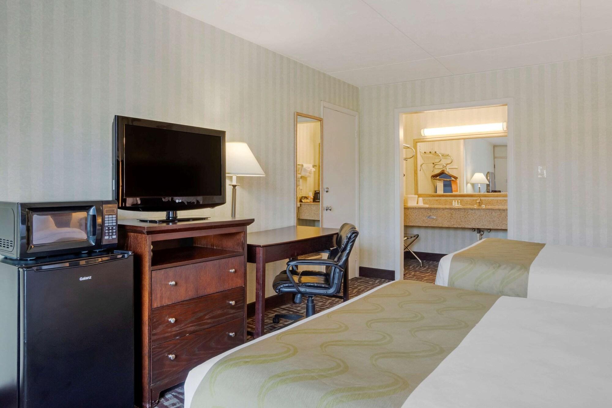 Quality Inn Fredericksburg Near Historic Downtown Dış mekan fotoğraf