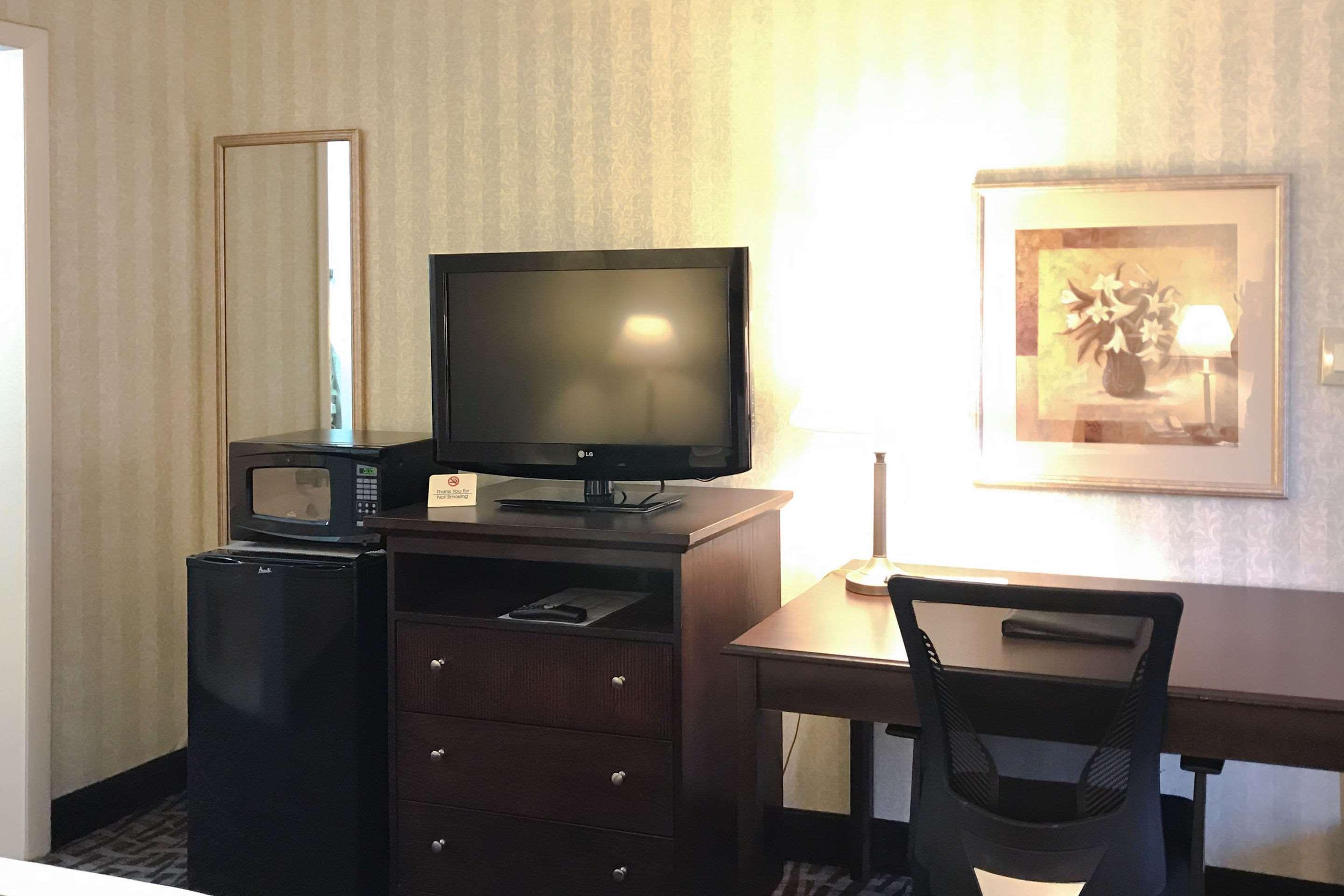 Quality Inn Fredericksburg Near Historic Downtown Dış mekan fotoğraf
